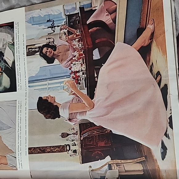 Vintage October 13, 1956 The Saturday Evening Post Magazine - Picture 6 of 10